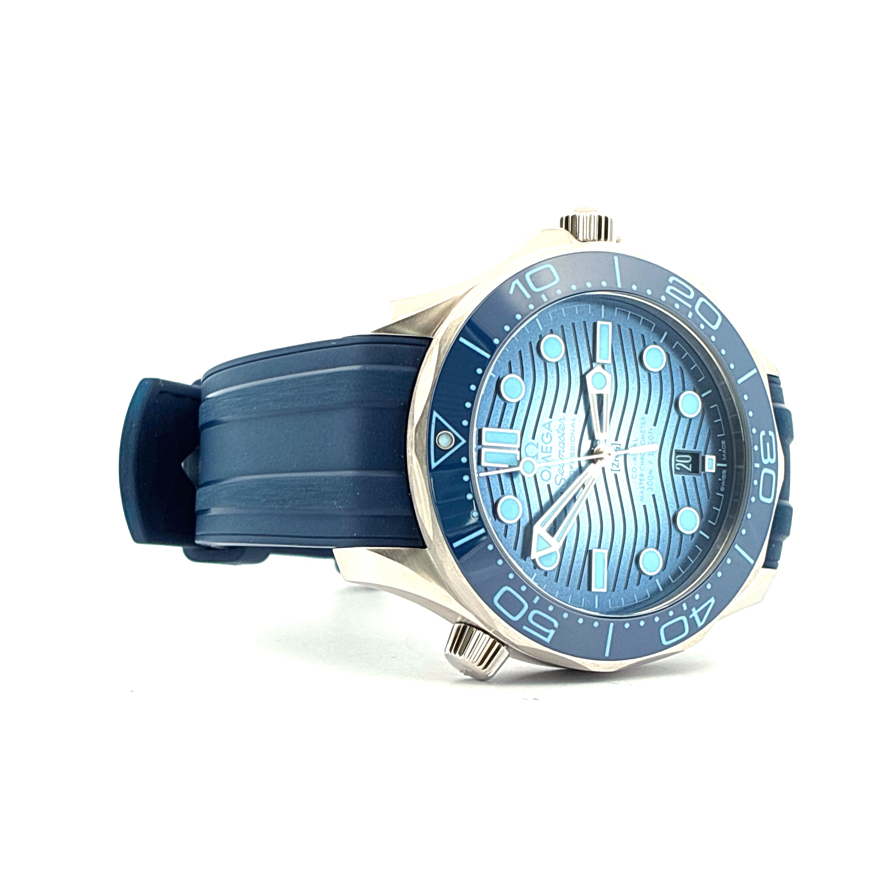 Omega - Seamaster Diver 300 M Co-axial Summer Blue Seamaster / Ice Dial / Like New / Full-Set / 2025 - [product_sku]