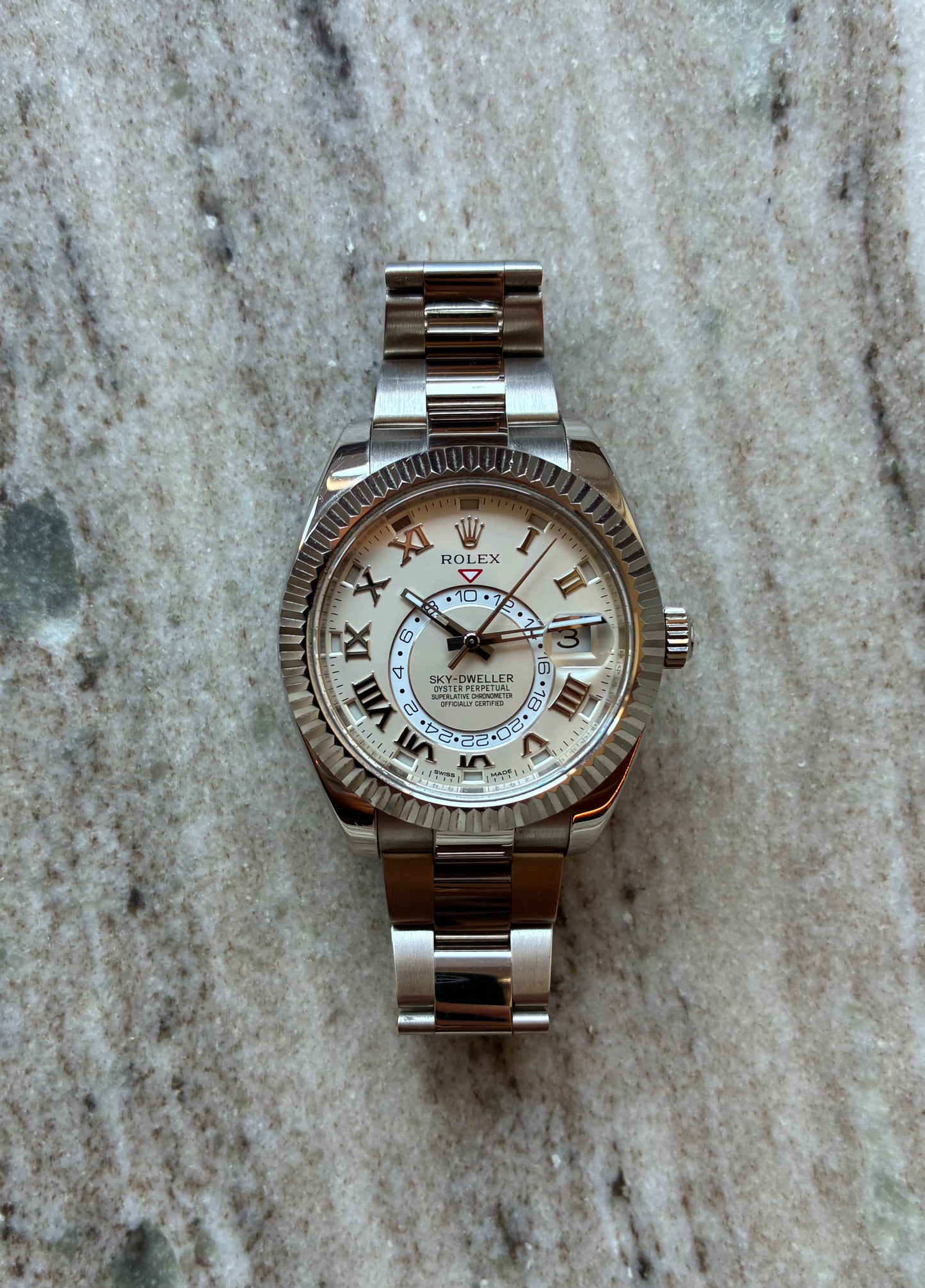 Rolex - Sky Dweller 42mm Whitegold (2013) - [product_sku]