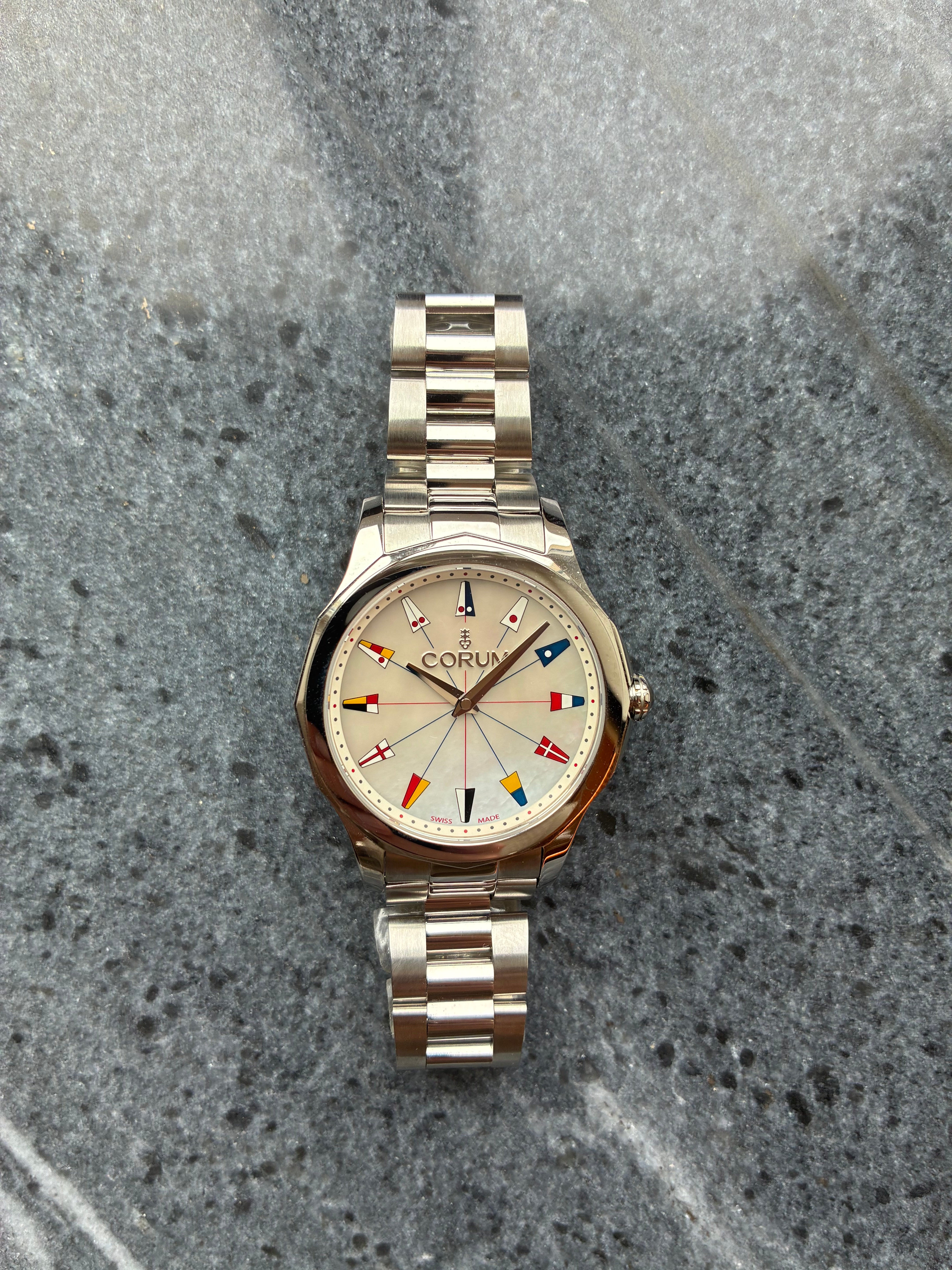 Corum Admiral's Cup 32mm - neu (2025)