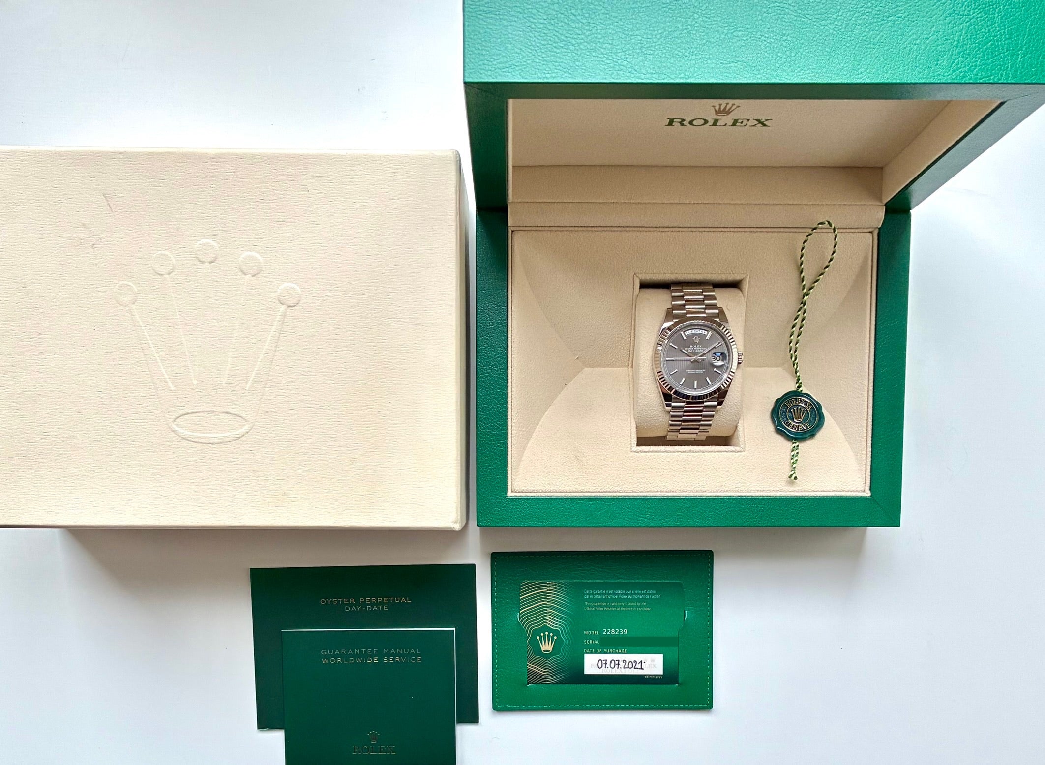 Day-Date 40 / White Gold / Linen Dial / 2021