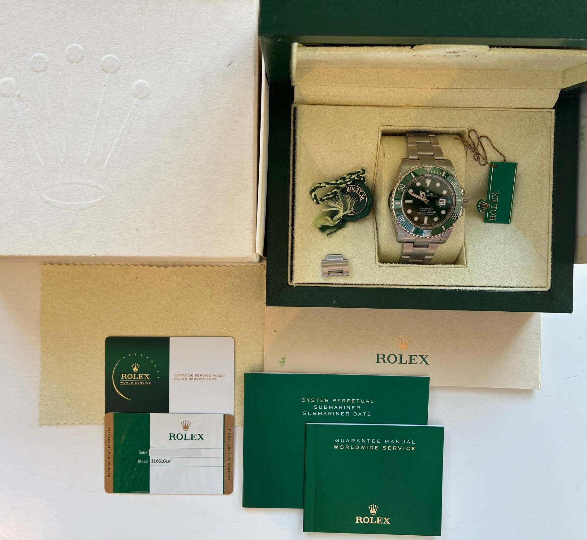 Rolex - Submariner Date "Hulk" / Rolex Service 2025 (2015) - [product_sku]