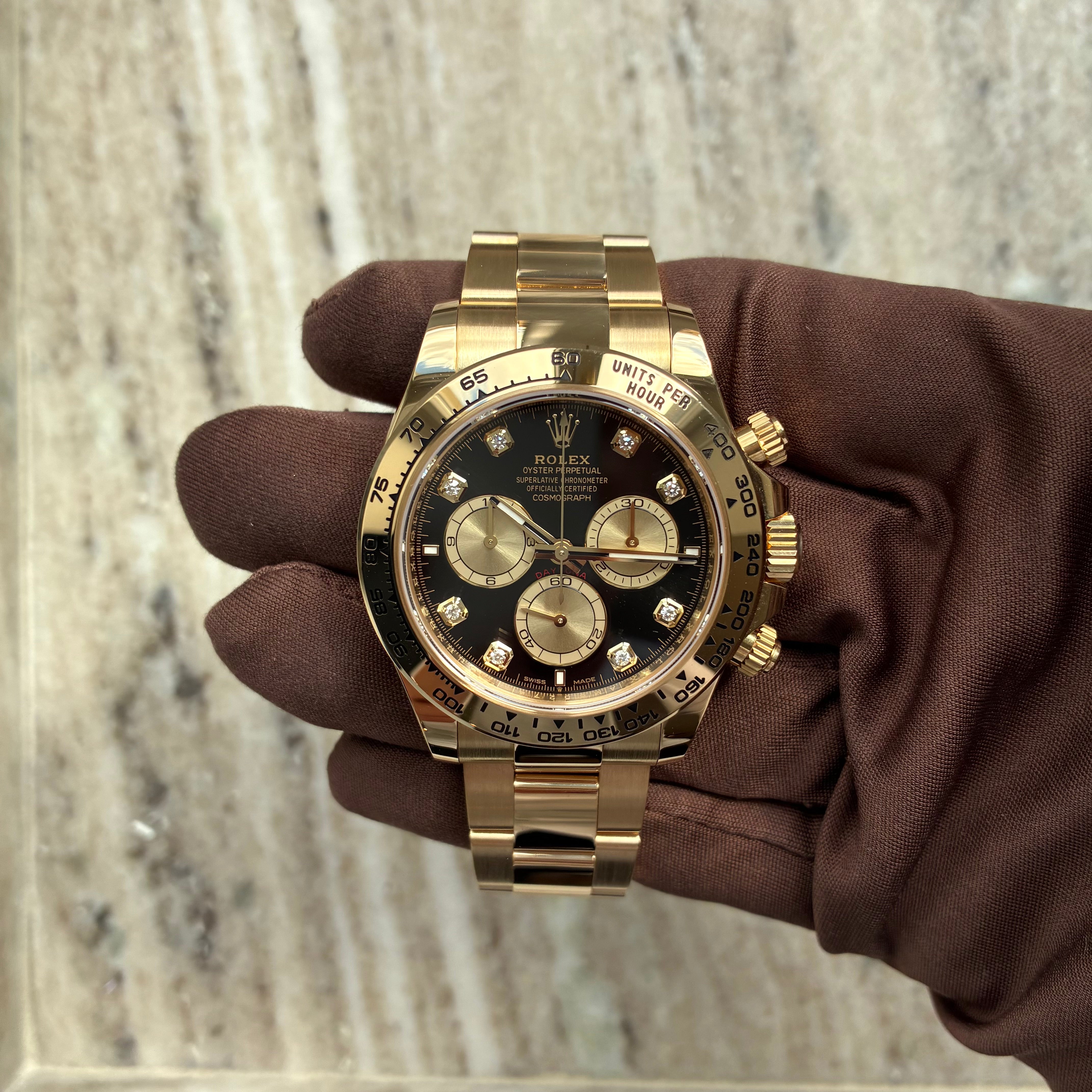 Rolex - Daytona Cosmograph Daytona 18K Yellowgold Black Dial (2024) - [product_sku]