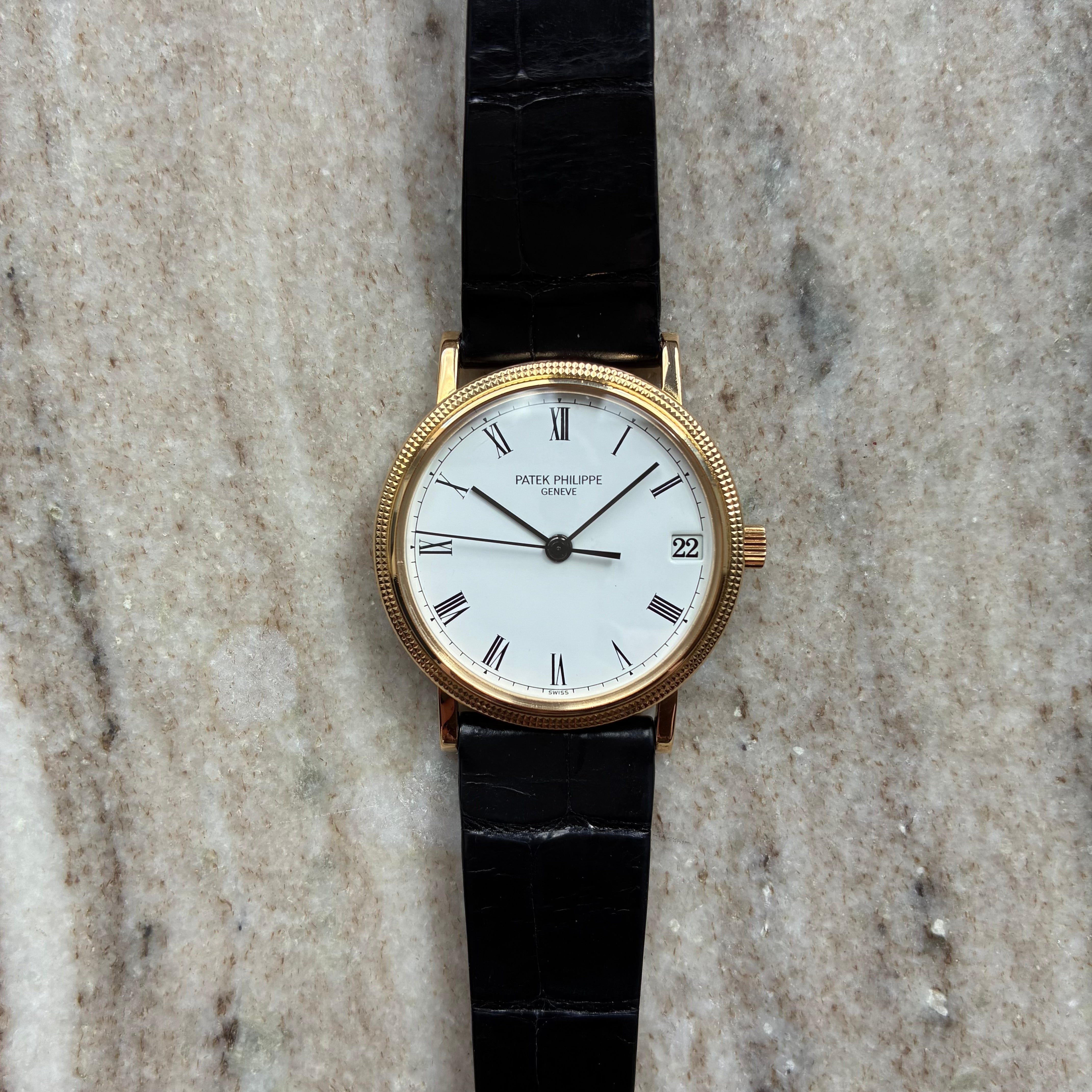 Patek Philippe - Calatrava Gelbgold 33mm / Clous de Paris (ca. 1985) - [product_sku]