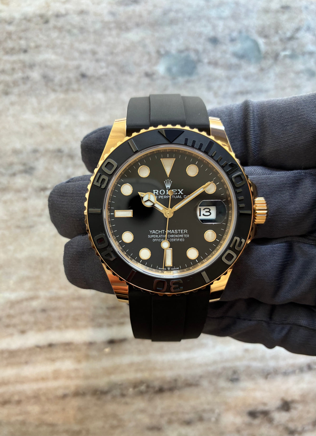 Yacht-Master 42 / Gelbgold / Sehr guter Zustand / Full Set / LC100 (2022)