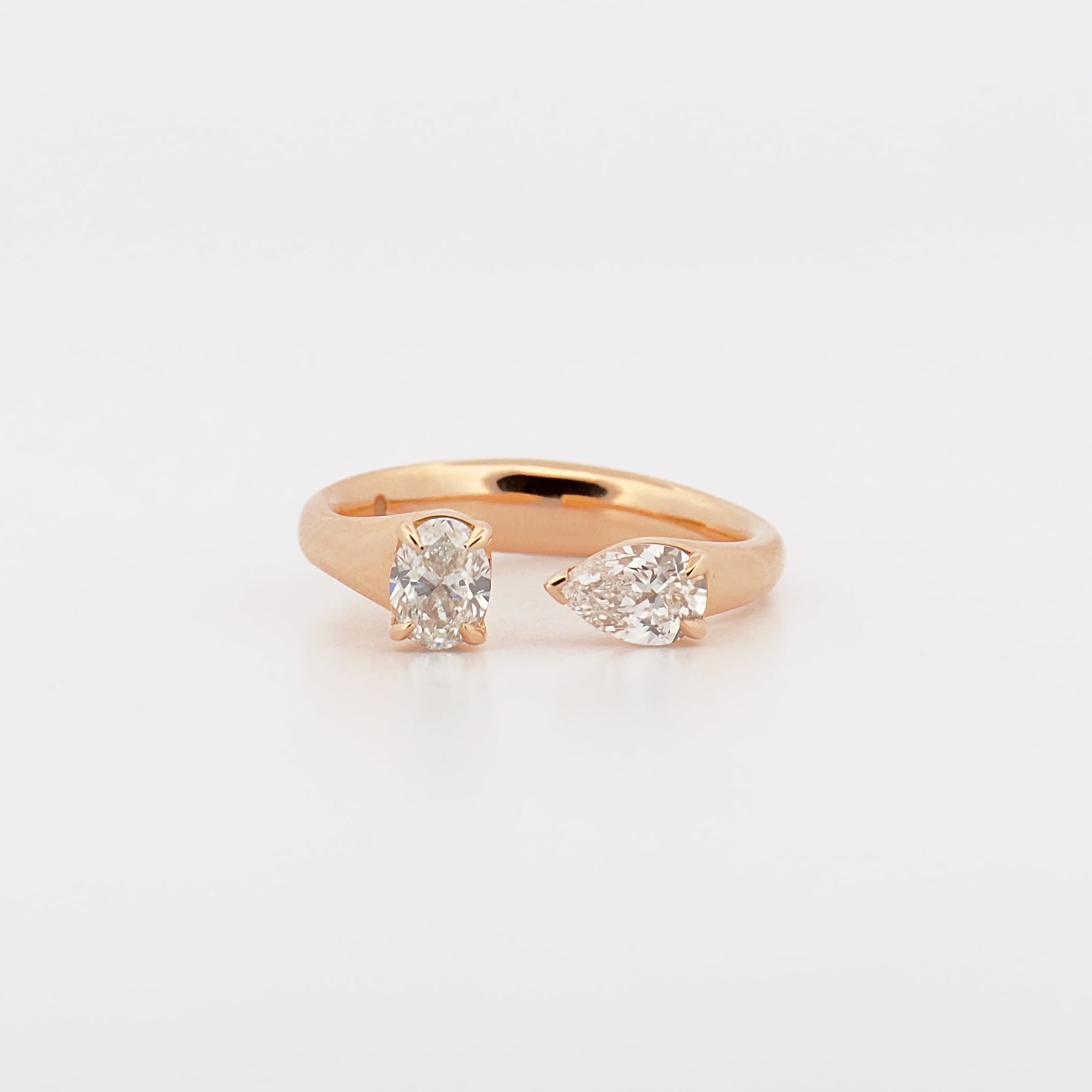 Ring Roségold mit Pear & Oval Diamanten