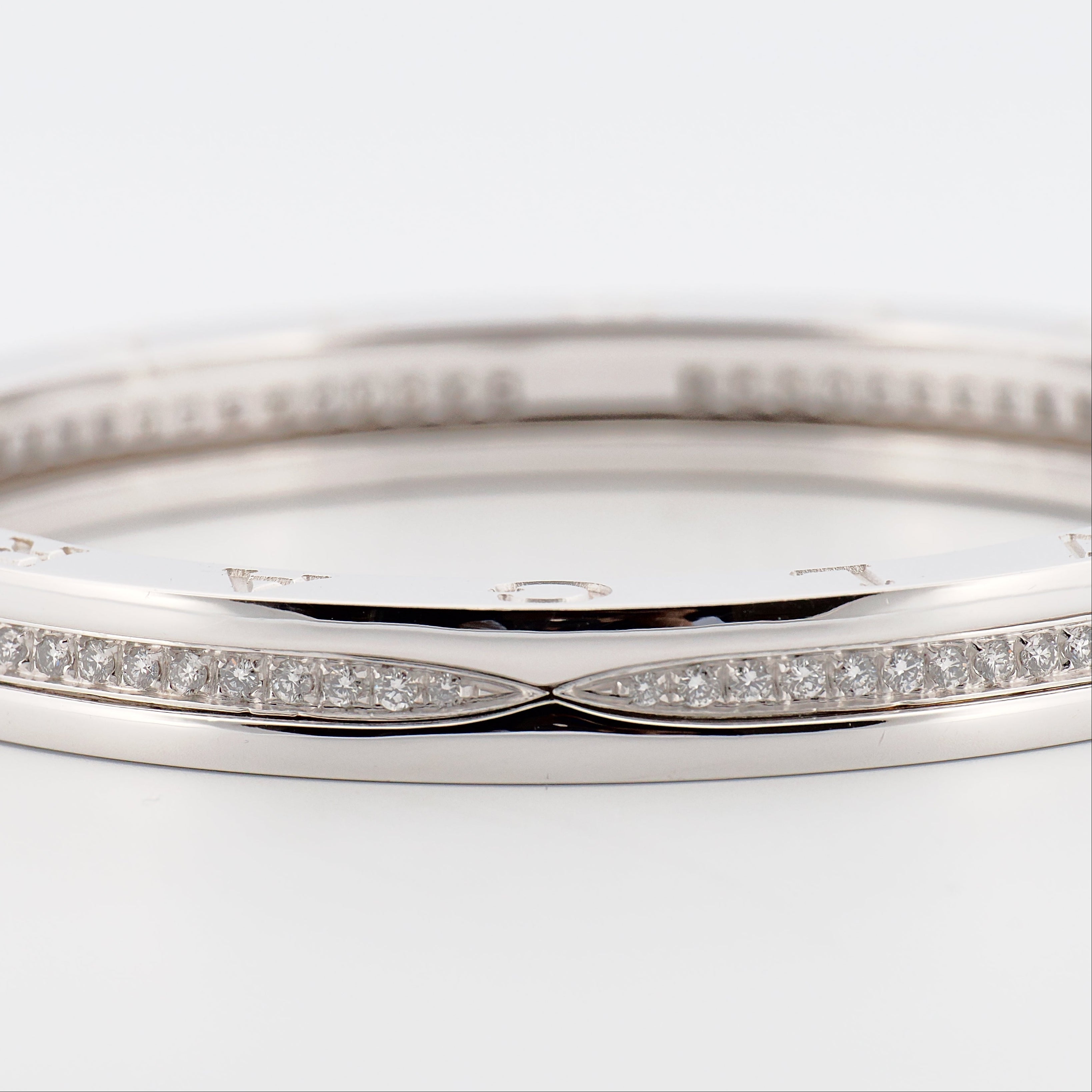 B.zero1 Armreif mit Diamanten in 750 Weißgold