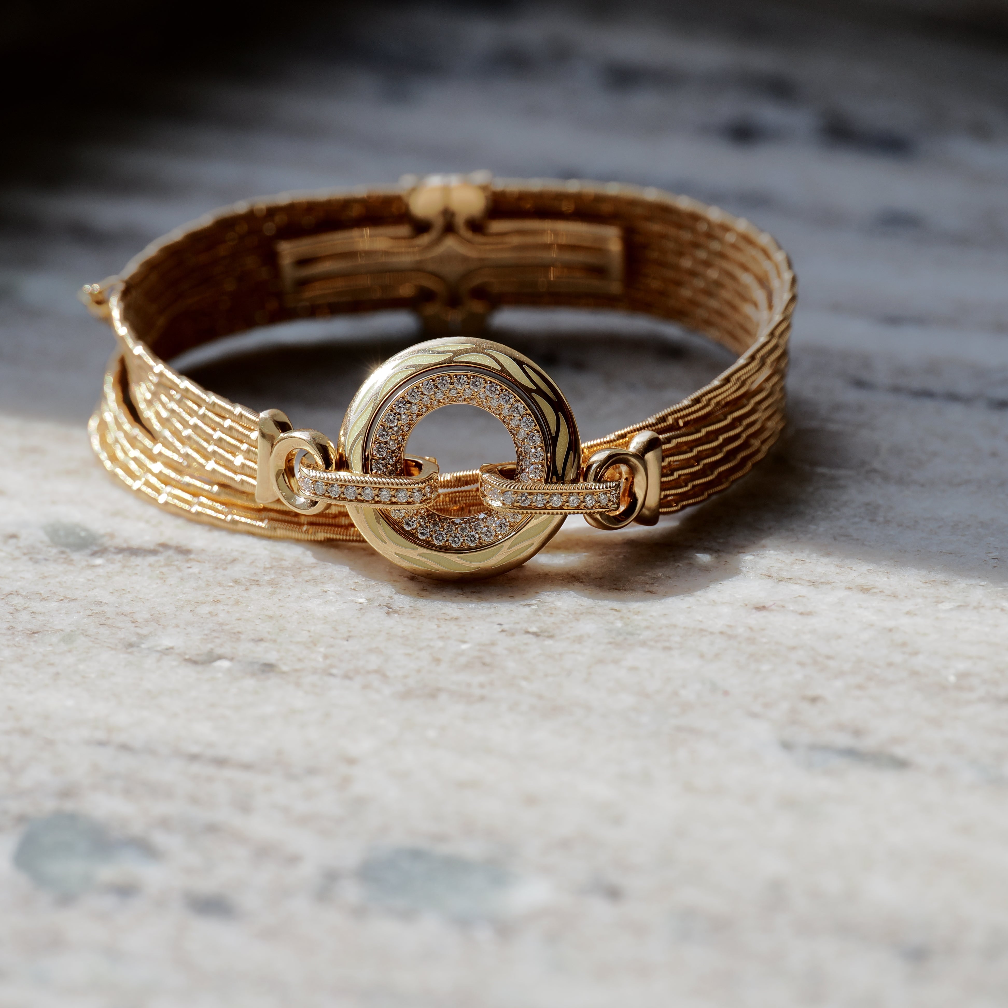 Wellendorff - Armband Kollektion ,,Wahre Werte" in 18k Gelbgold mit Brillanten - [product_sku]