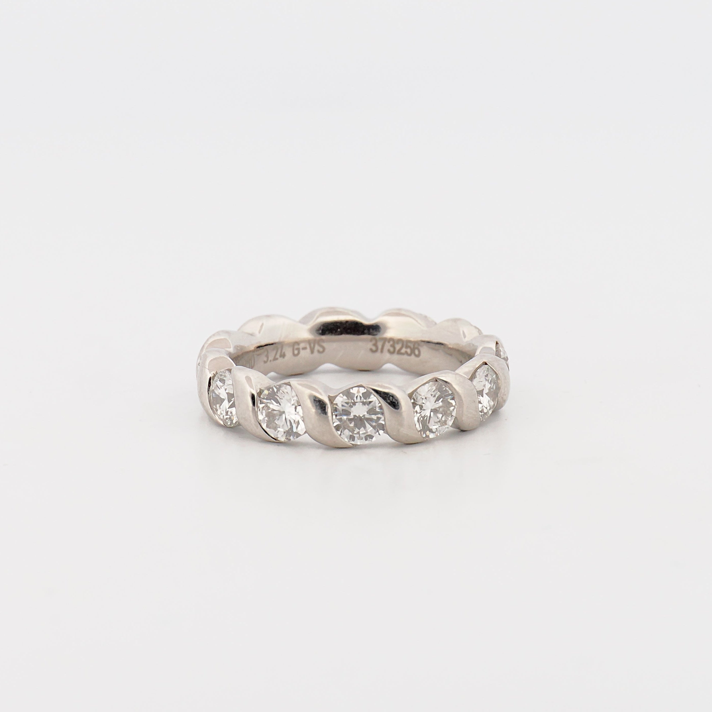 Meister Memoire Ring aus Platin mit Diamanten