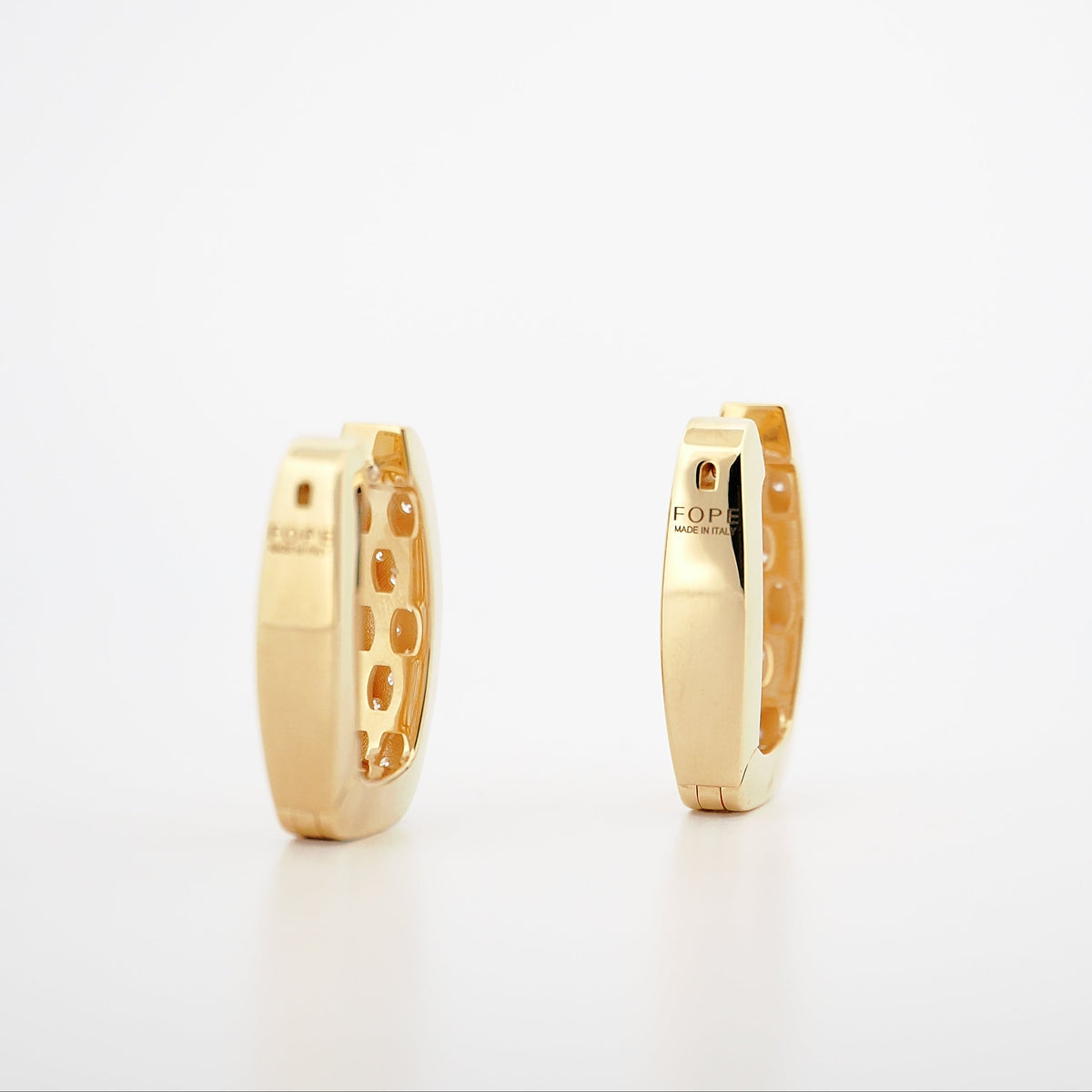 Ohrringe mit Diamant-Pavé