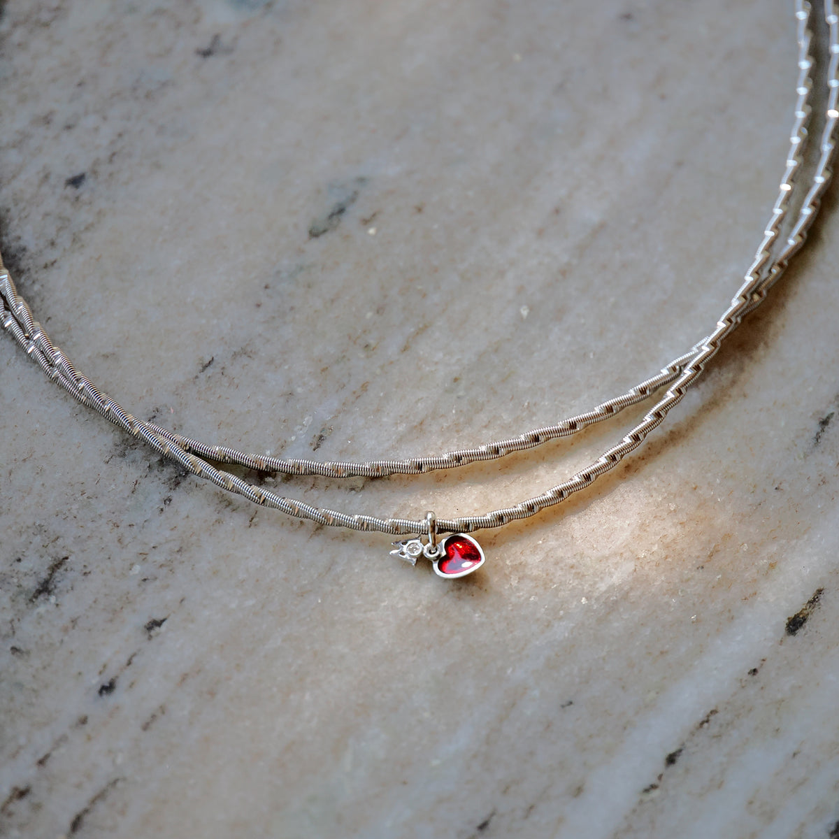 Collier "Meine Zeit" Variete in 18K Weißgold mit Herzanhänger