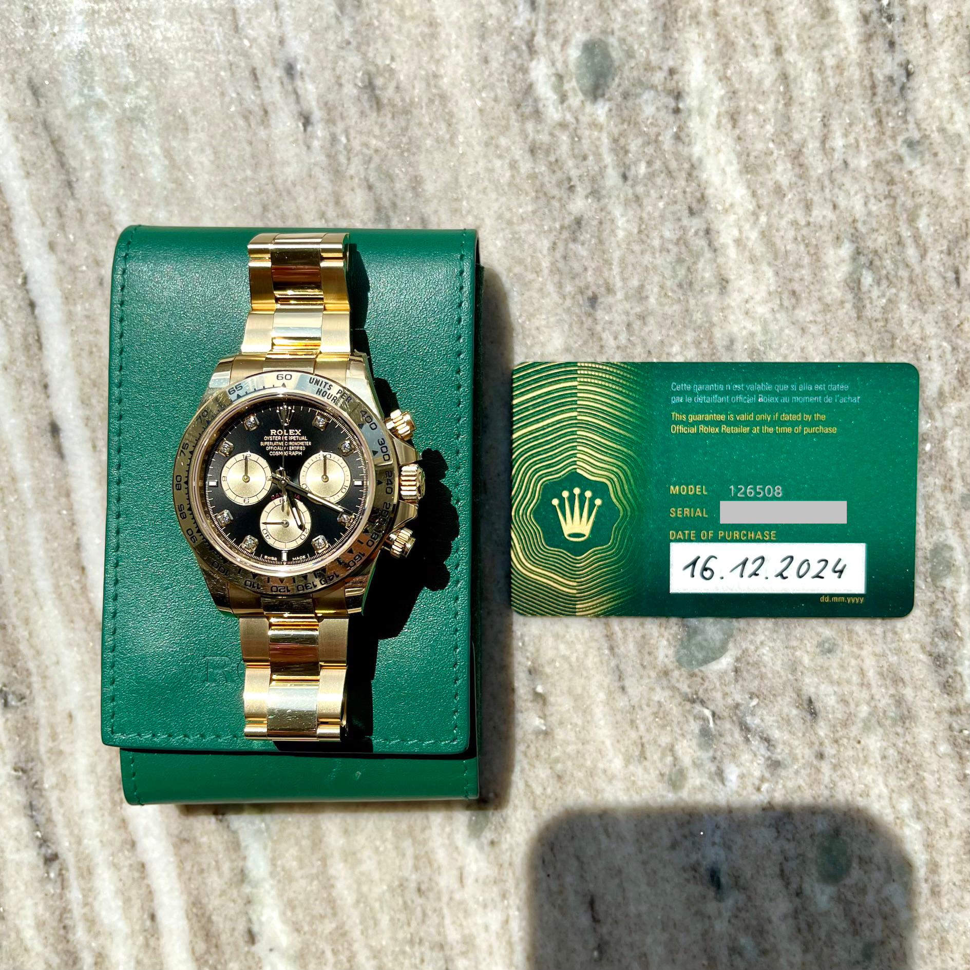 Rolex - Daytona Cosmograph Daytona 18K Yellowgold Black Dial (2024) - [product_sku]