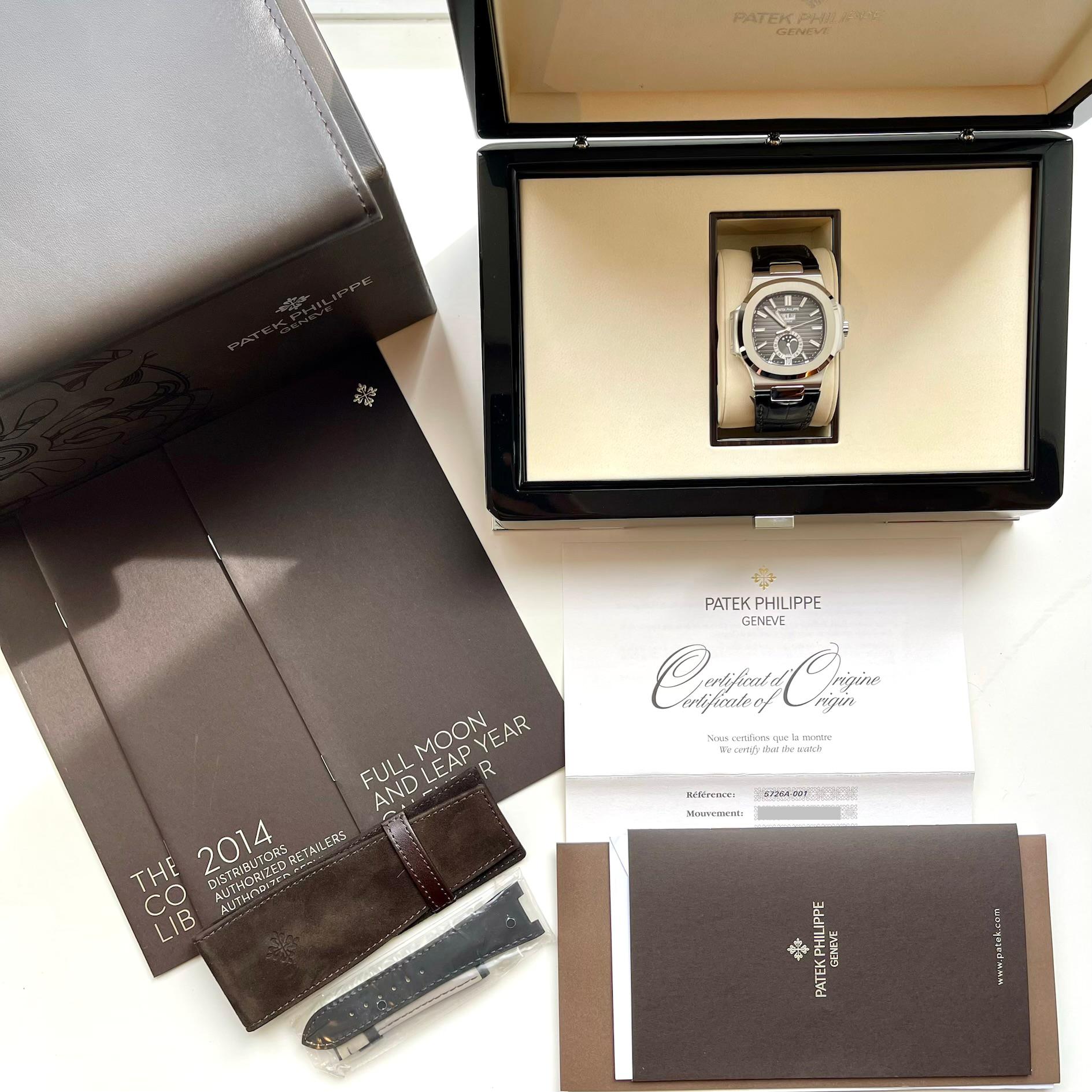 Patek Philippe - Nautilus 5726A-001  Full Set / excellent condition / on stock 2nd strap 2014 - [product_sku]
