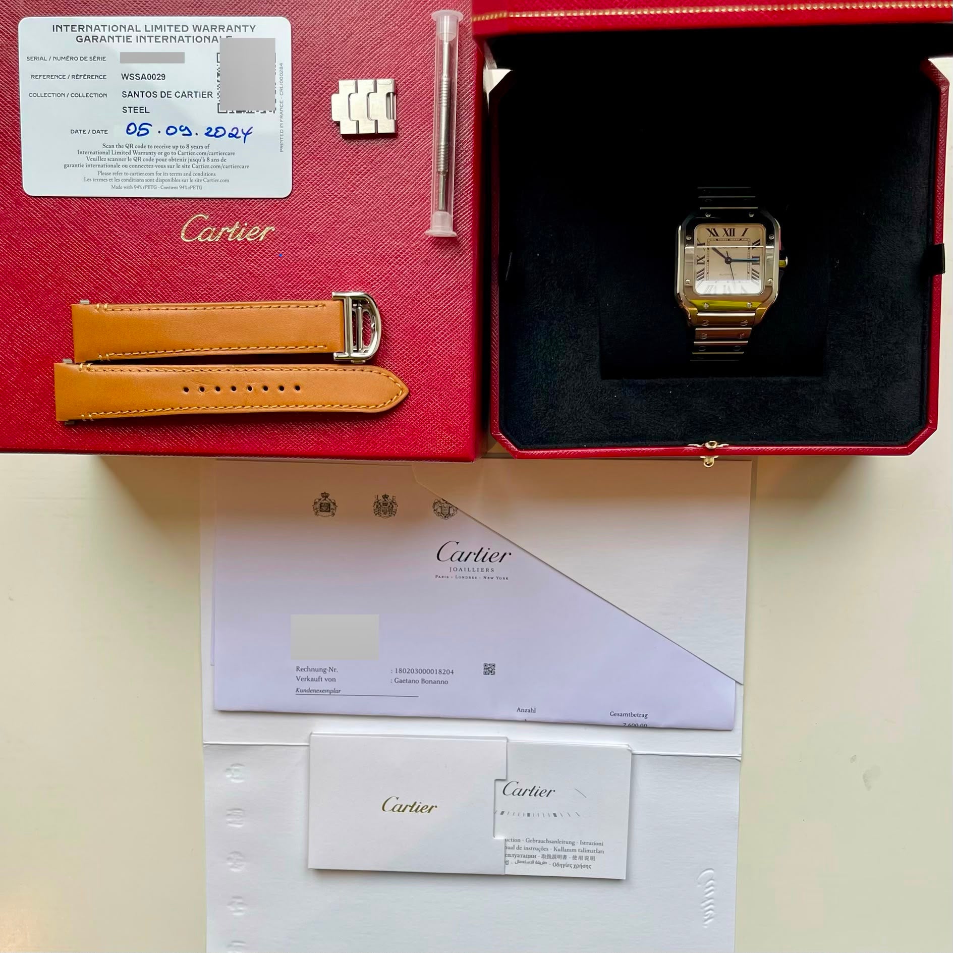 Santos de Cartier / full set / very good condition / 2024